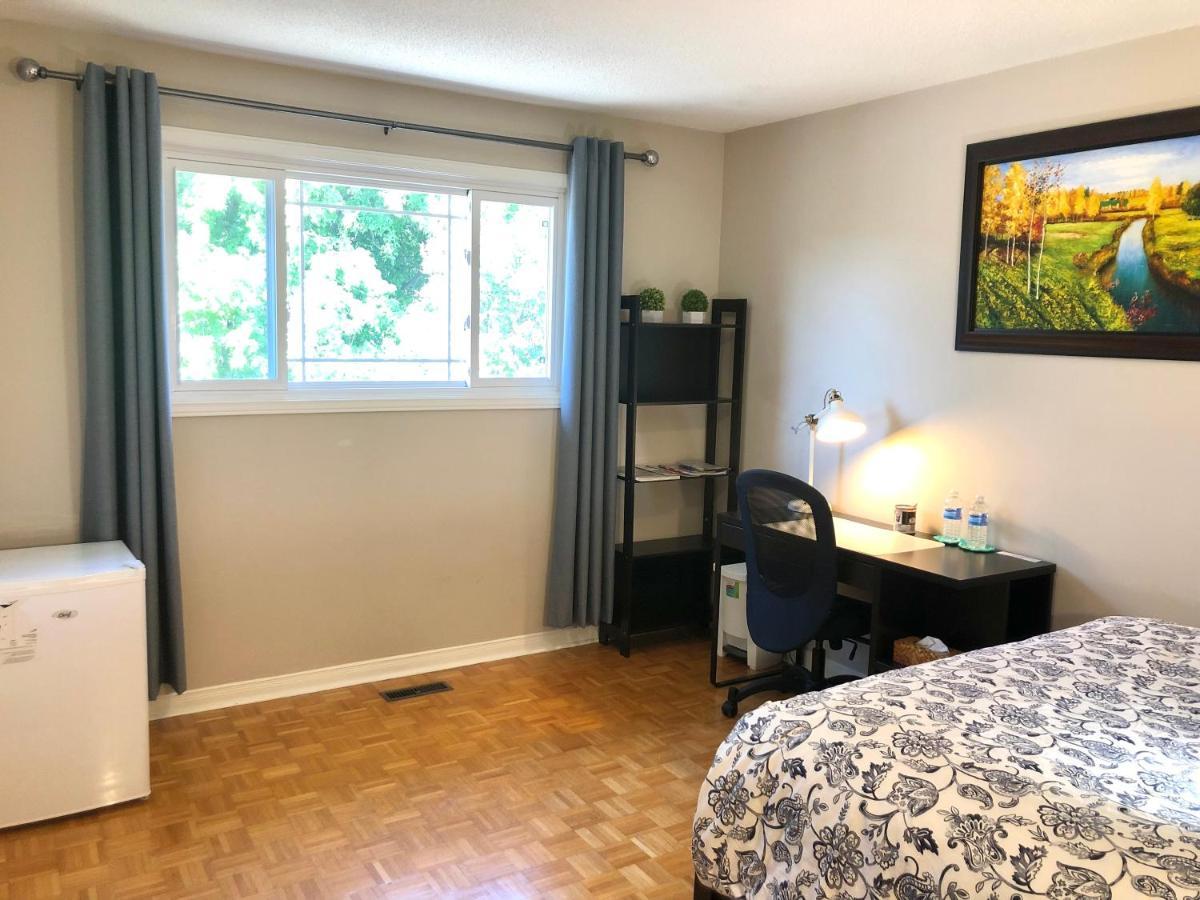 Comfort Rooms Near Toronto Airport 미시소거 외부 사진