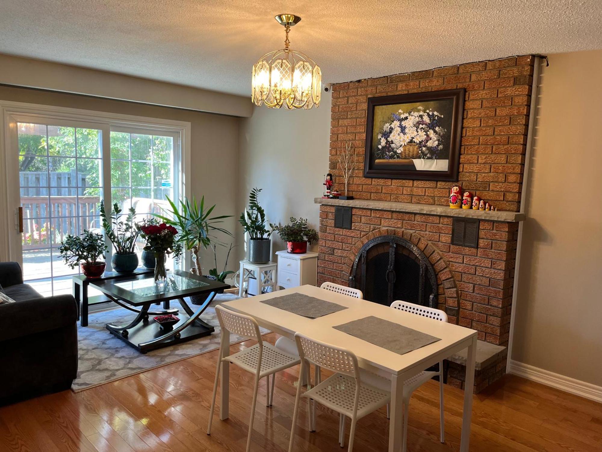 Comfort Rooms Near Toronto Airport 미시소거 외부 사진